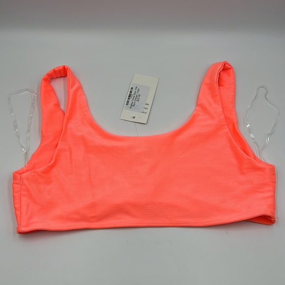 HOT & DELICIOUS Bikini top - Picture 6 of 6